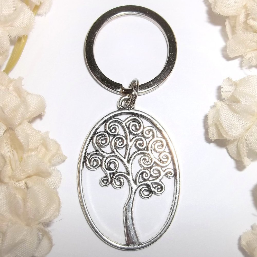 Keychain Keyring Silver Tree Of Life Family Gift Idea NWT Key Holder Charm A141